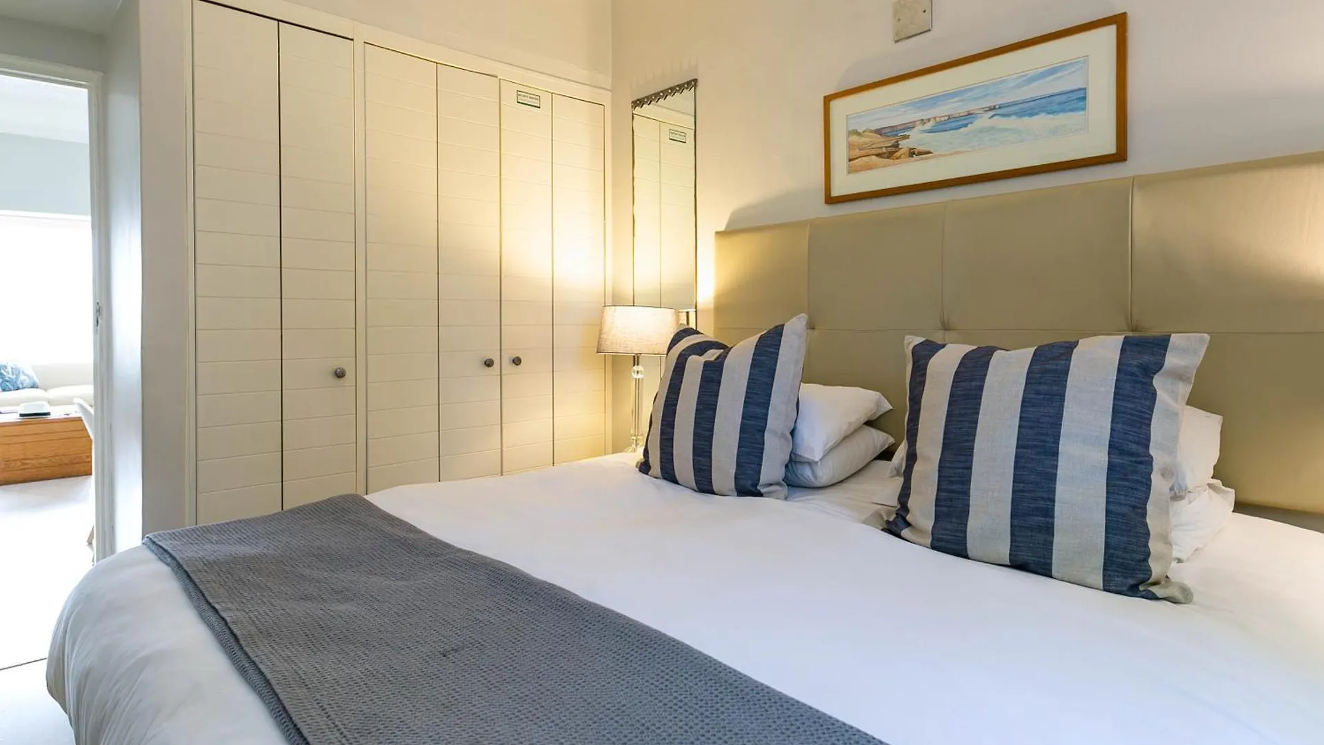*** Aparthotel Camps Bay Village Cape Town South Africa