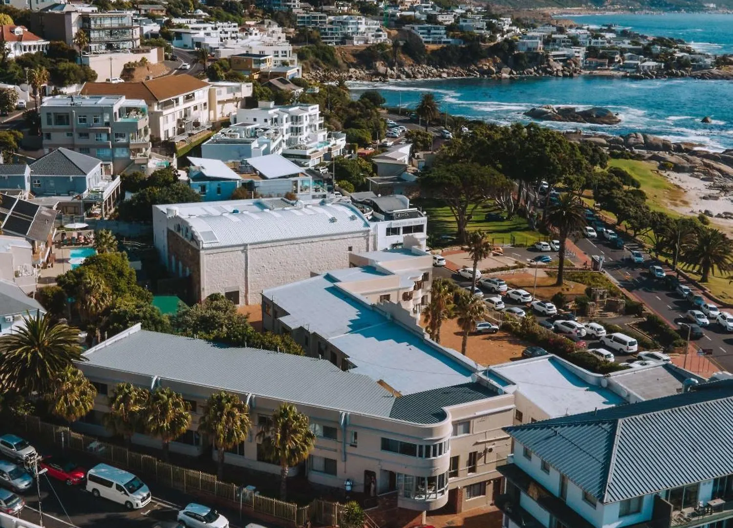 Camps Bay Village - Studios And Apartments Cape Town