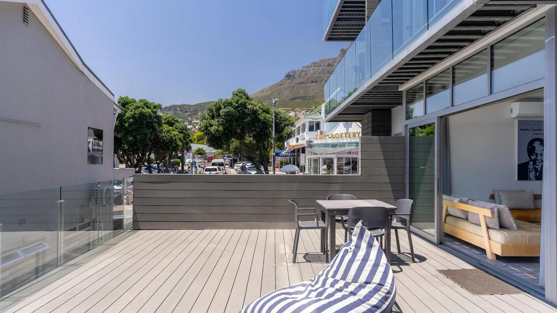 Appart hôtel Camps Bay Village - Studios And Apartments Le Cap