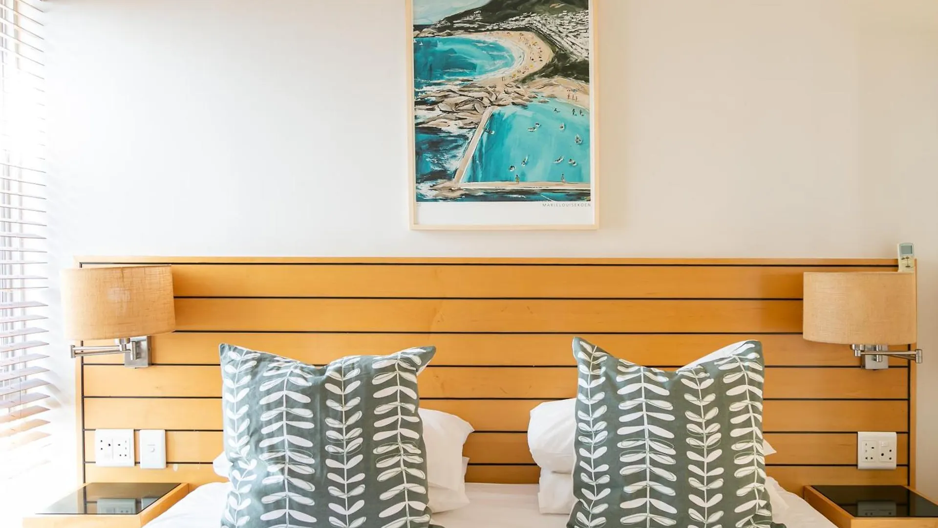 Camps Bay Village - Studios And Apartments Le Cap